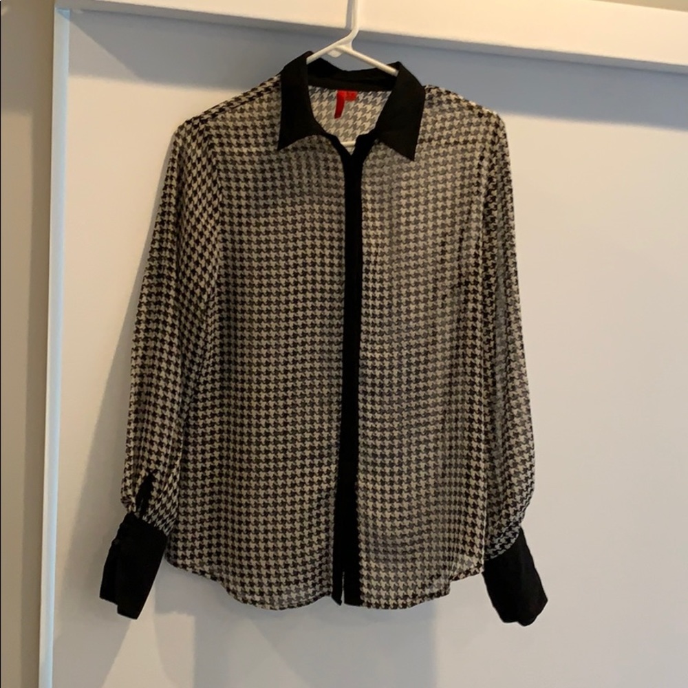 Black and white herringbone blouse with cuffs